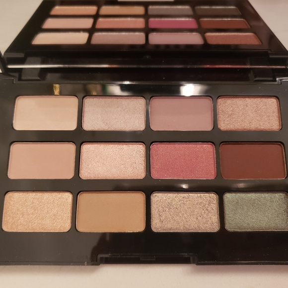 Laura Geller The casual collection multi-finish eye shadow palette - Picture 4 of 4